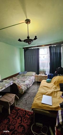 Garsonieră decomandată în Gării