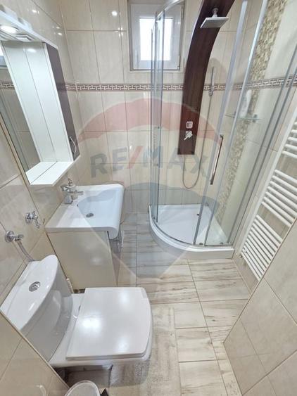 Apartament cu 2 camere decomandat, mobilat în Ultracentral