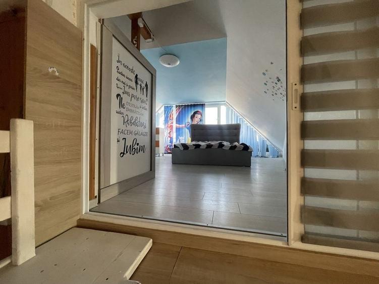 Spațiu comercial, de 3,000 mp, în Central