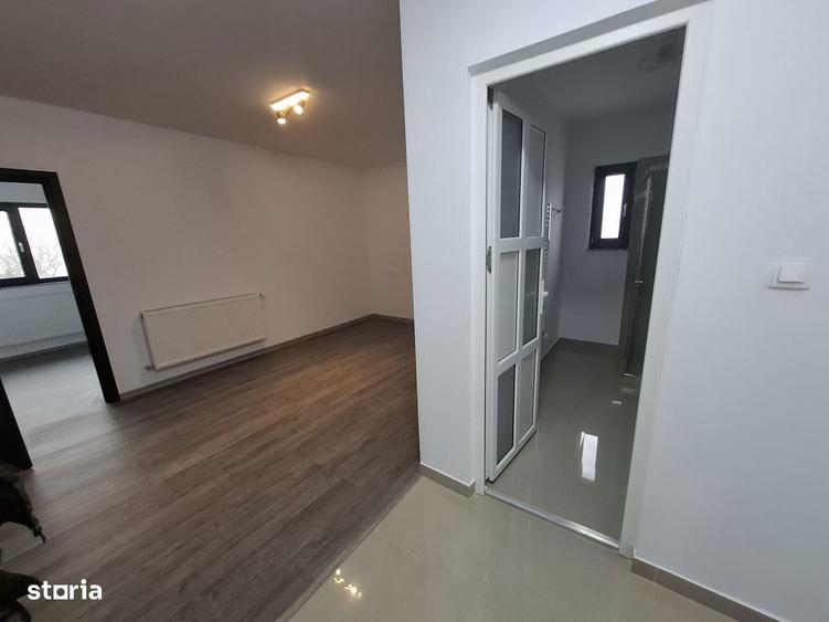 Spațiu comercial, de 520 mp, în Letea Veche