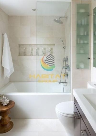 Apartament cu 3 camere semidecomandat în Berceni