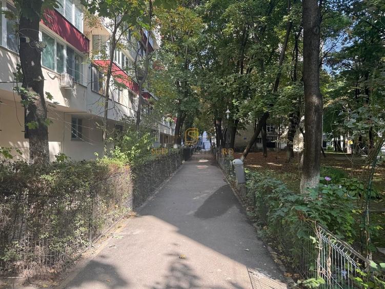 Apartament cu 2 camere decomandat, mobilat în Berceni