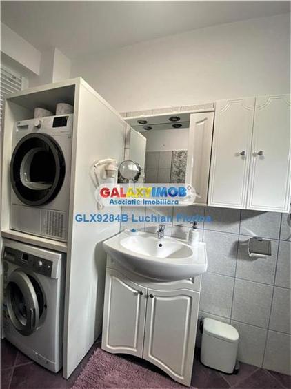 Apartament cu 3 camere decomandat, mobilat în Central