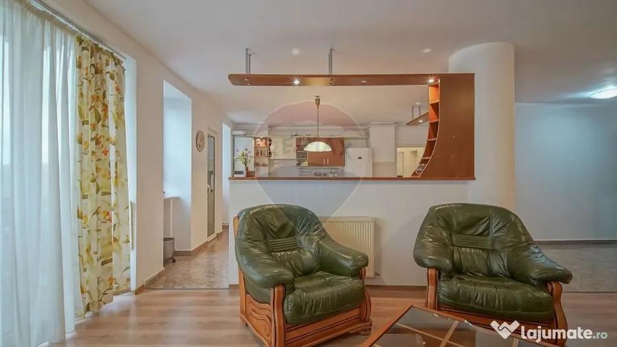 Apartament cu 3 camere decomandat în Griviței