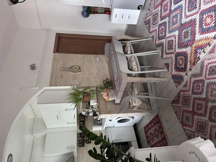 Casă cu 6 camere cu Teren 150 Mp în Calea Turzii