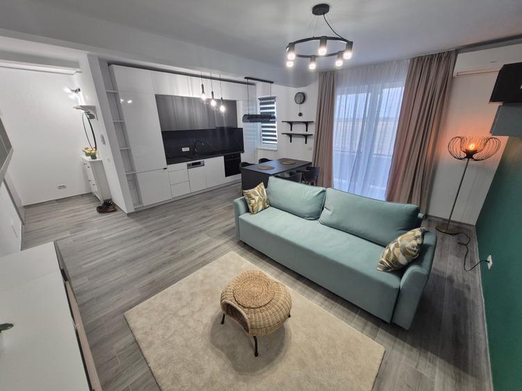 Apartament cu 2 camere decomandat în Girocului
