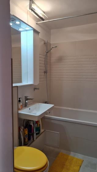 Apartament cu 2 camere decomandat în Băneasa
