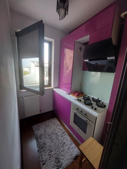 Apartament cu 2 camere decomandat, mobilat în Trocadero