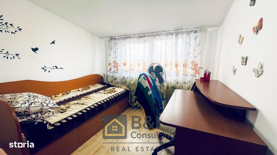 Apartament cu 2 camere decomandat în Nicolina