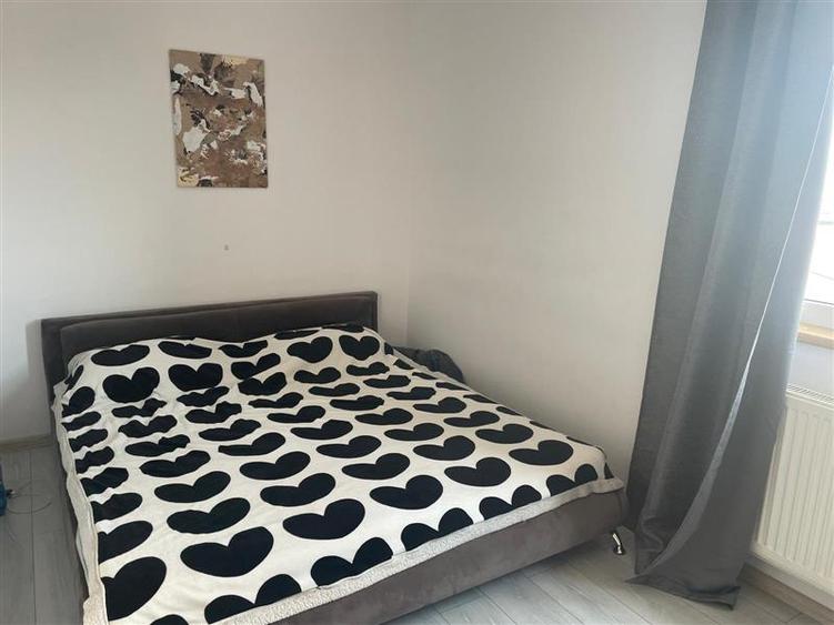 Apartament cu 2 camere semidecomandat, mobilat în Aradul Nou