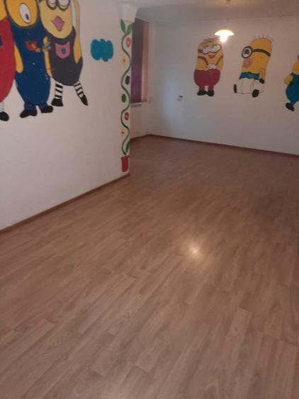 Casă cu 4 camere în Uverturii