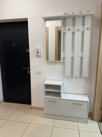 Garsonieră decomandată, mobilată în Berceni