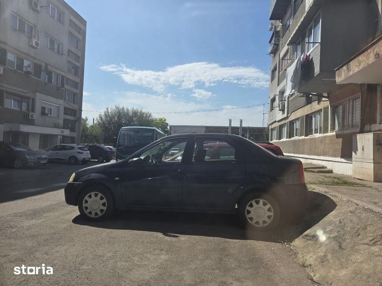 Garsonieră în Micro 13
