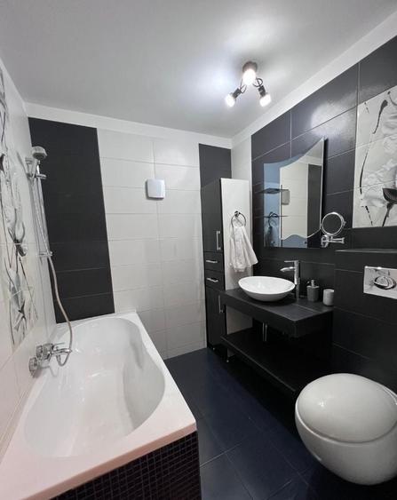 Apartament cu 3 camere, mobilat în 13 Septembrie