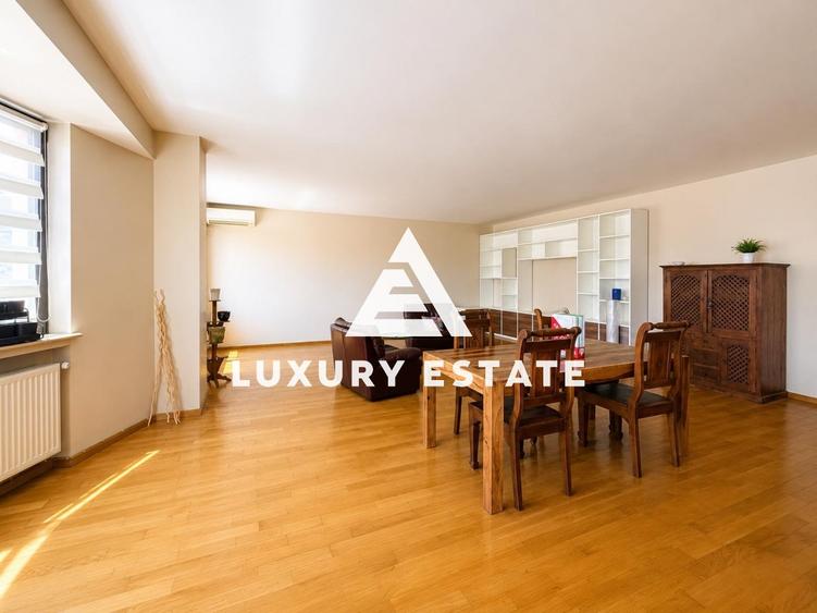 Apartament cu 4 camere decomandat în Kiseleff