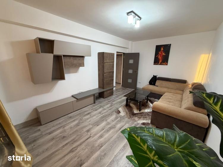Apartament cu 2 camere decomandat în Galata