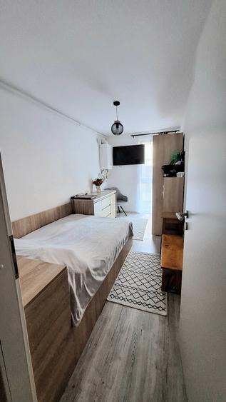 Apartament cu 2 camere decomandat în Sânpetru
