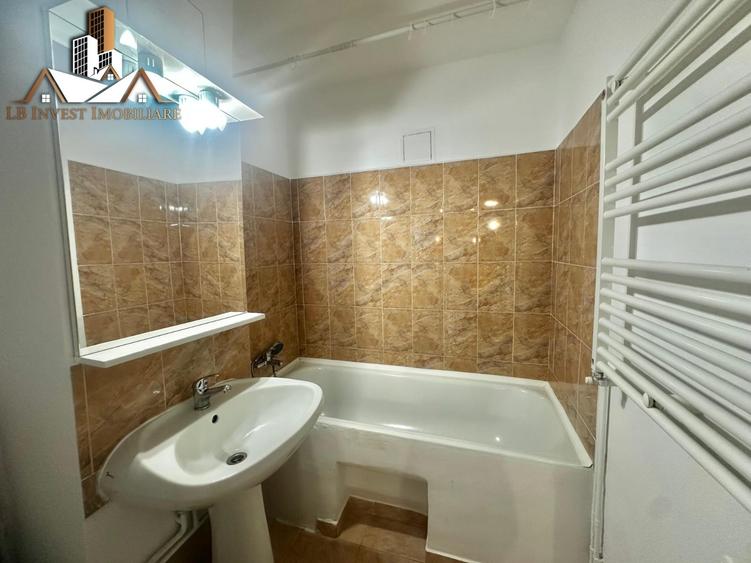 Apartament cu 4 camere decomandat, mobilat în Bucovina