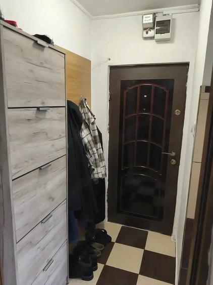 Apartament cu 2 camere semidecomandat în Brâncoveanu