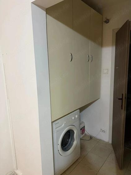 Apartament cu 3 camere semidecomandat în Brâncoveanu