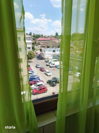 Vand apartament 2 camere tg carbunesti et 4 cu vedere la Marigab - 3