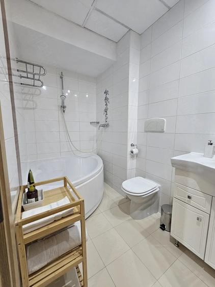 Apartament cu 2 camere decomandat în Vitan