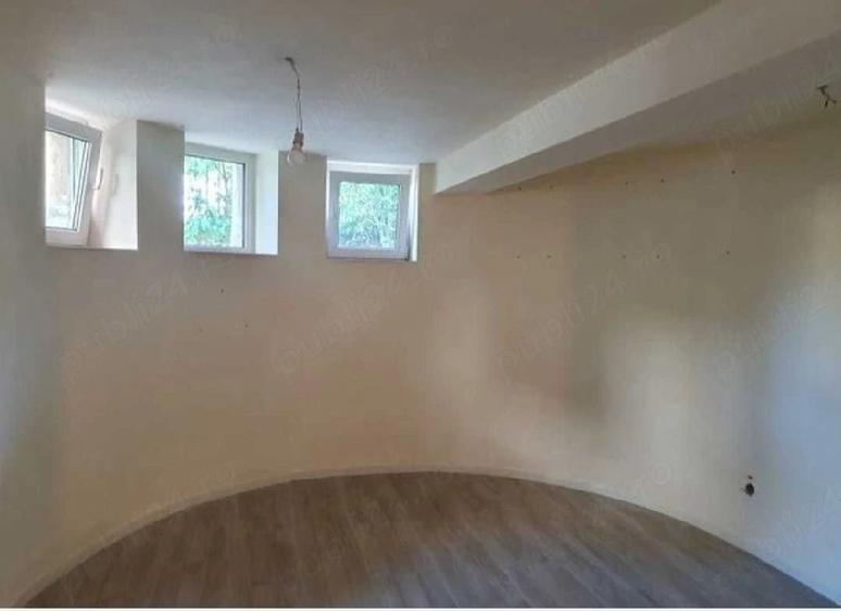 Apartament cu 2 camere decomandat în Medicină