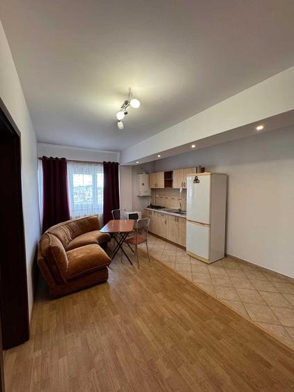 Apartament cu 2 camere semidecomandat în Dosu Bricii