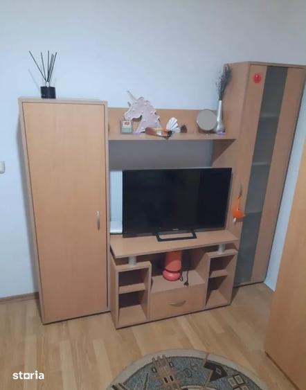 Garsonieră decomandată în Nicolina