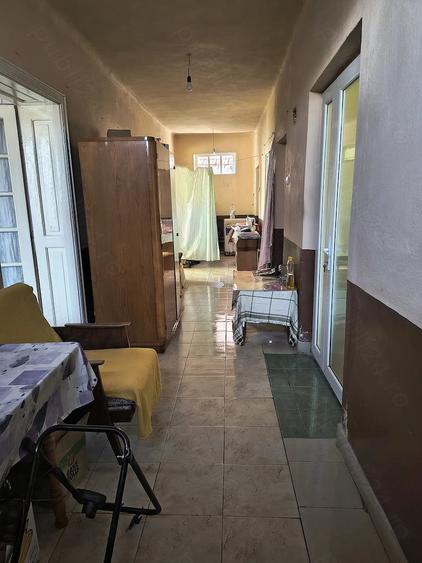 Casă cu 3 camere cu Teren 2900 Mp în Gavojdia