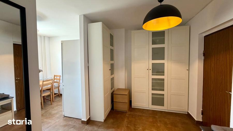 Apartament cu 2 camere semidecomandat în Grivița