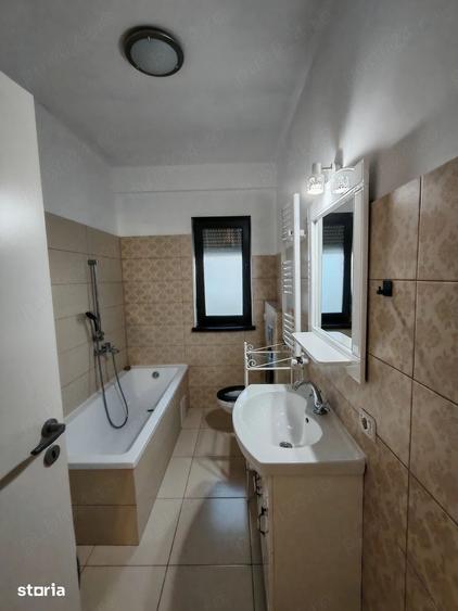 Apartament cu 3 camere decomandat în Mogoșoaia
