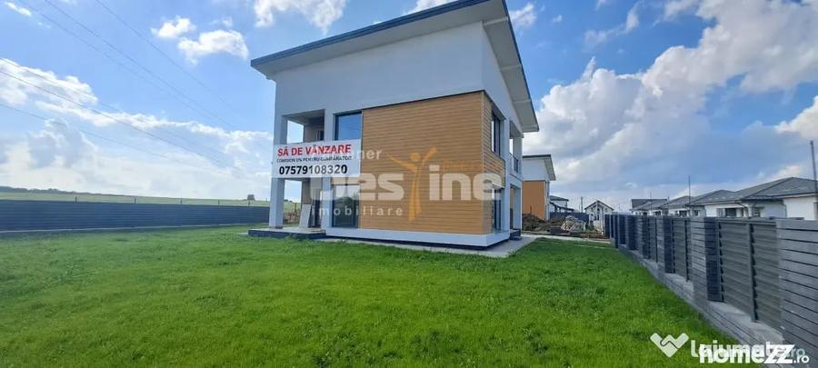 Casă cu 4 camere cu Teren 350 Mp în Miroslava