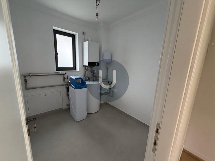 Casă individuală cu 5 camere cu Piscina în Corbeanca