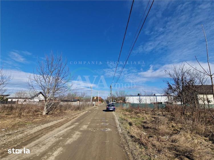 Teren de 2527 mp, în Central