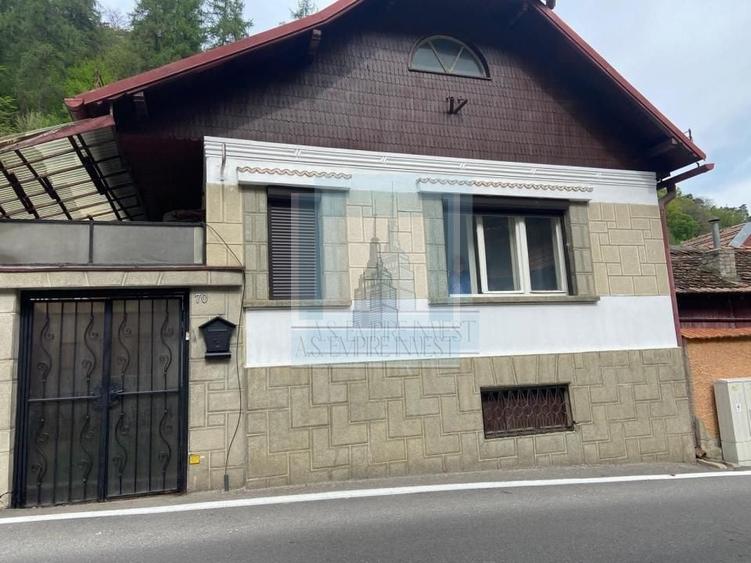 Casă individuală cu 3 camere decomandat cu Canalizare în Schei