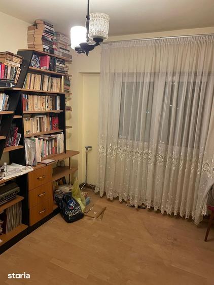 Apartament cu 4 camere în Central