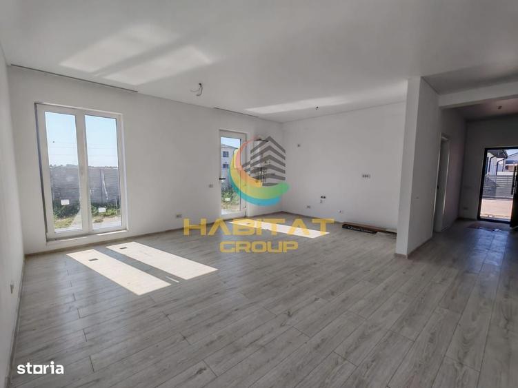 Casă cu 4 camere în Crețești