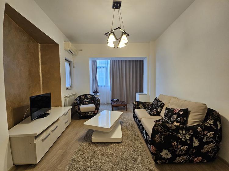 Apartament cu 2 camere semidecomandat în Cazino