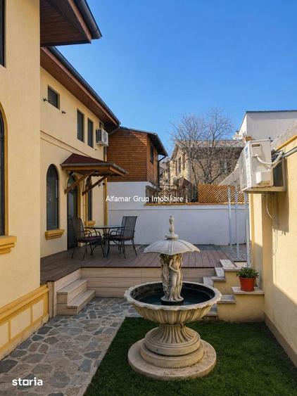 Vanzare casa cu 5 camere Lacul Tei - 1