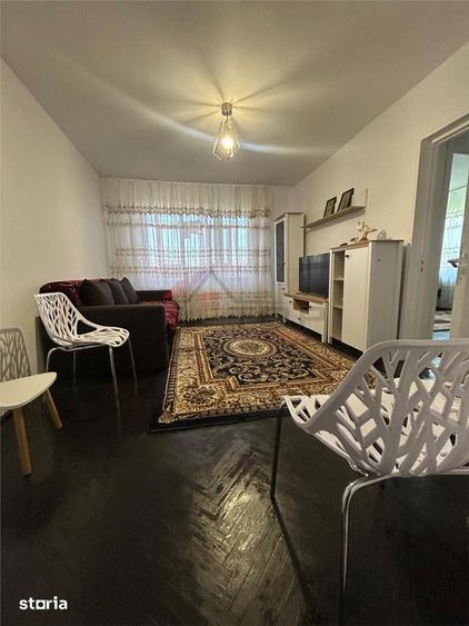 Apartament cu 2 camere decomandat în Primăverii