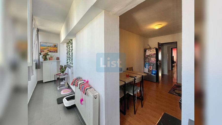 Apartament cu 4 camere decomandat în Luncă