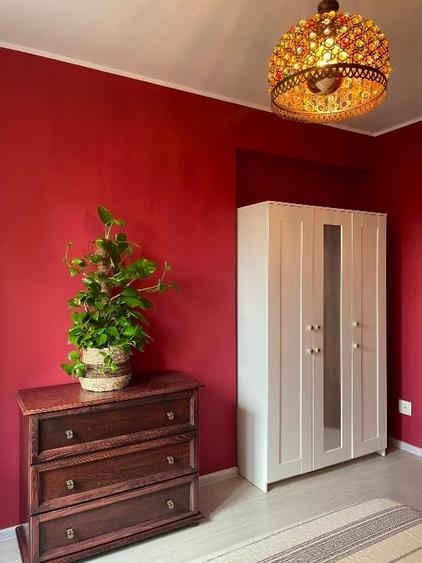 Apartament cu 2 camere decomandat, mobilat în Central