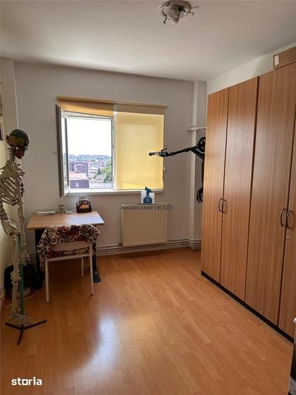 Apartament 4 camere Semidecomandat Metrou Brancoveanu - 2