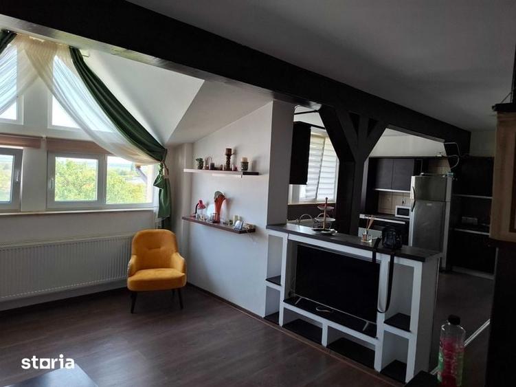 Apartament cu 3 camere în Dămăroaia