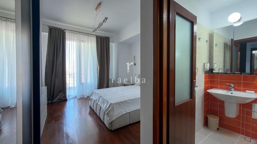 Apartament cu 2 camere semidecomandat, mobilat în Iancu Nicolae