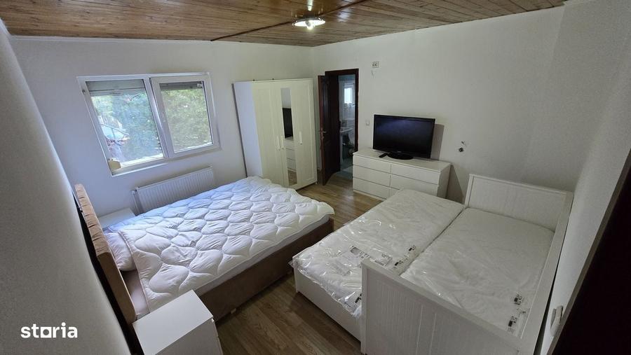 Casă cu 4 camere cu Teren 270 Mp în Poiana Țapului