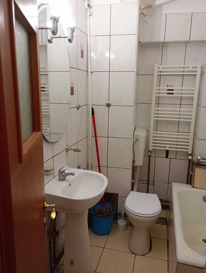 Garsonieră decomandată în Gară