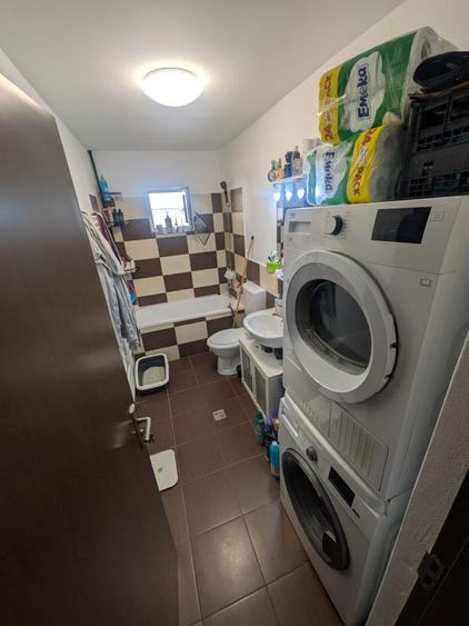 Apartament cu 2 camere semidecomandat în Lugojului