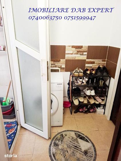 Apartament cu 2 camere în Micro 13